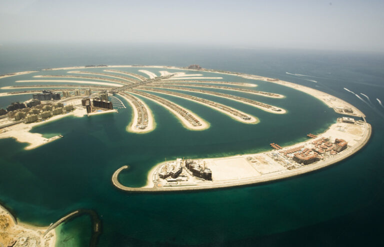 Palm Jumeirah , TOD 
, Dubai, UAE, May 21, 2009 (Photo by Thanos Lazopoulos/ITP Images)